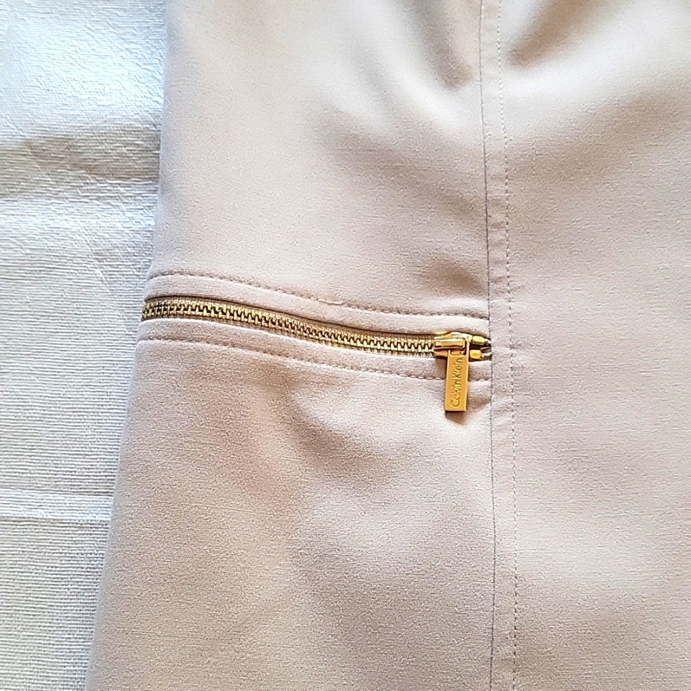 Calvin Klein Cardigan Vest - Picture 6 of 6